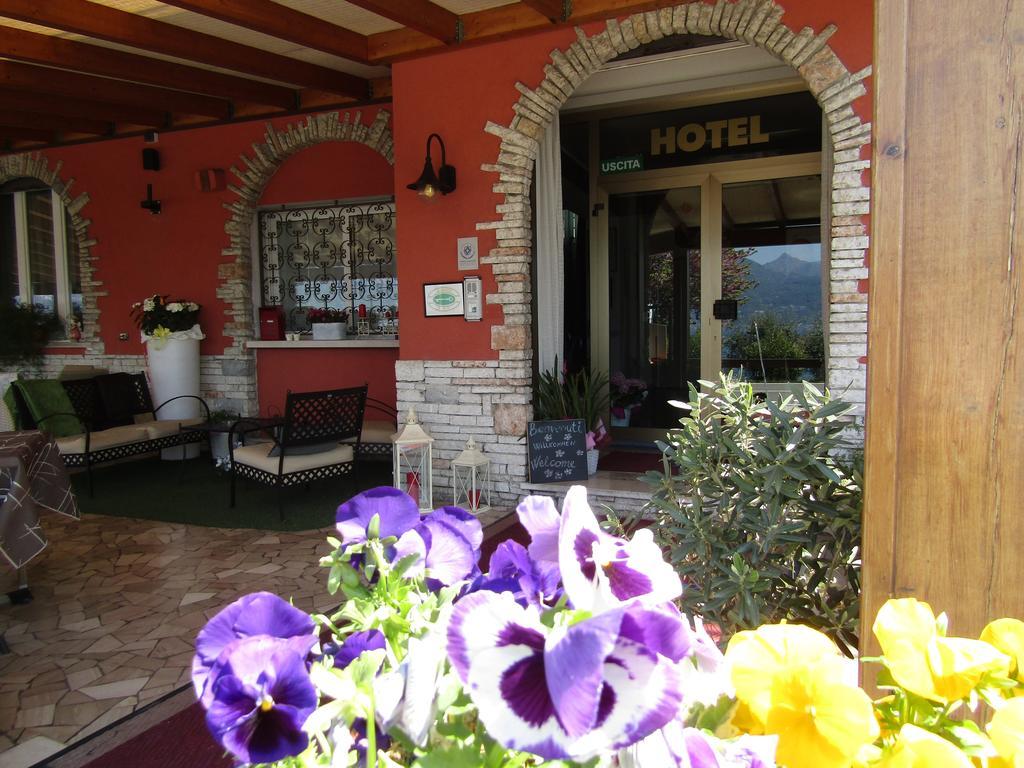 Hotel Menapace Торри-дель-Бенако Экстерьер фото